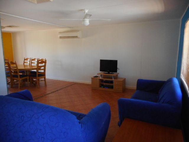 27 Fitzhardinge Street, Exmouth, WA 6707