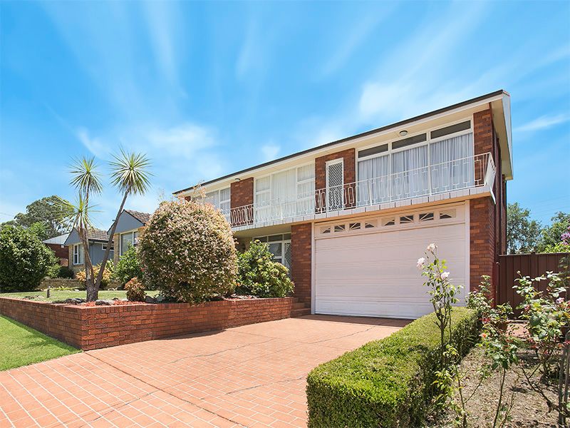 17 Queanbeyan Avenue