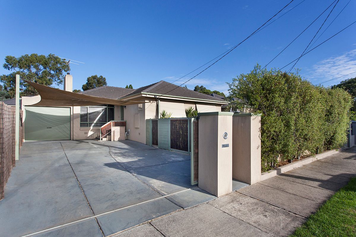 1/12 Hodgson Grove, Bentleigh East, VIC 3165