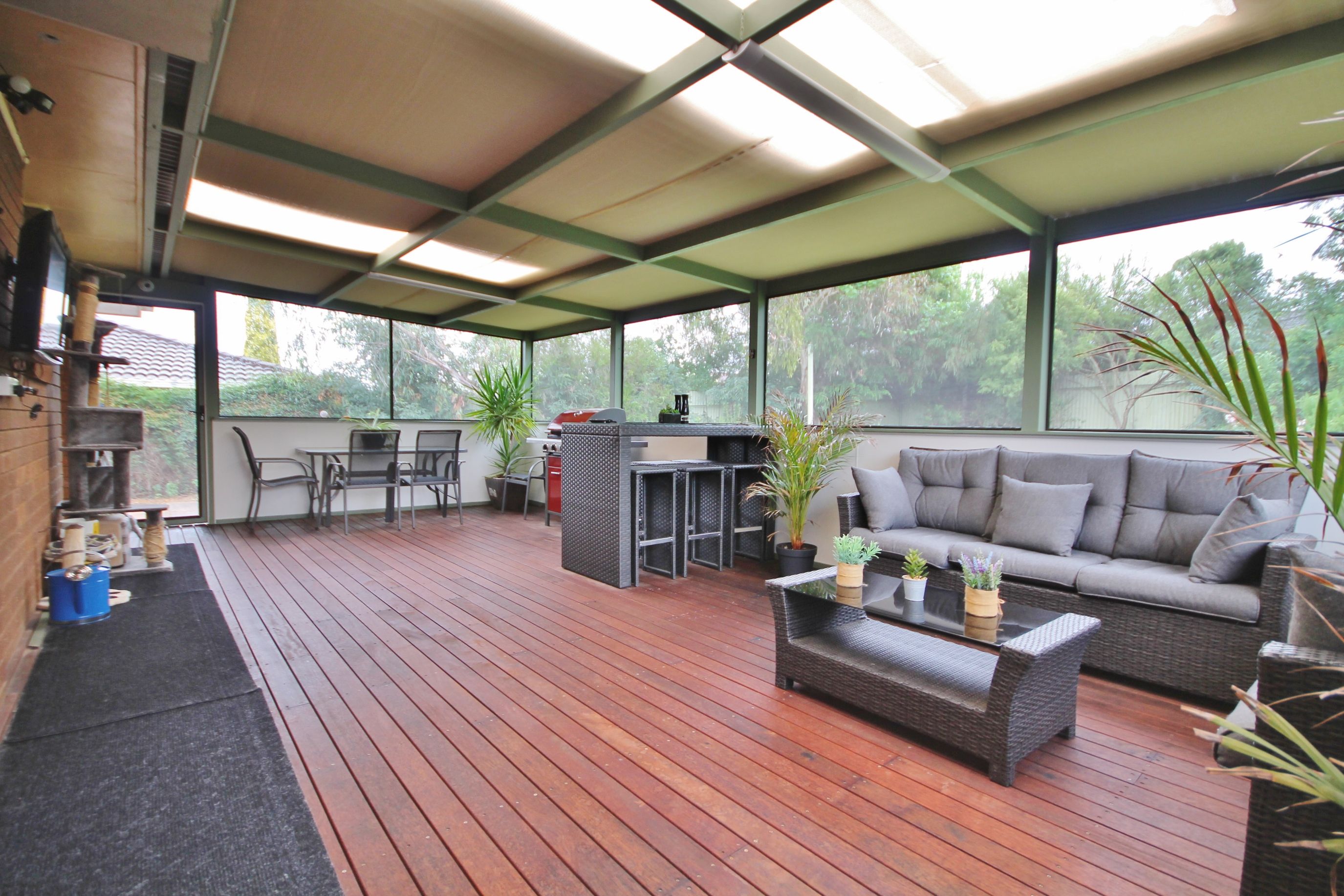 11 Keevil Drive, Young, NSW 2594