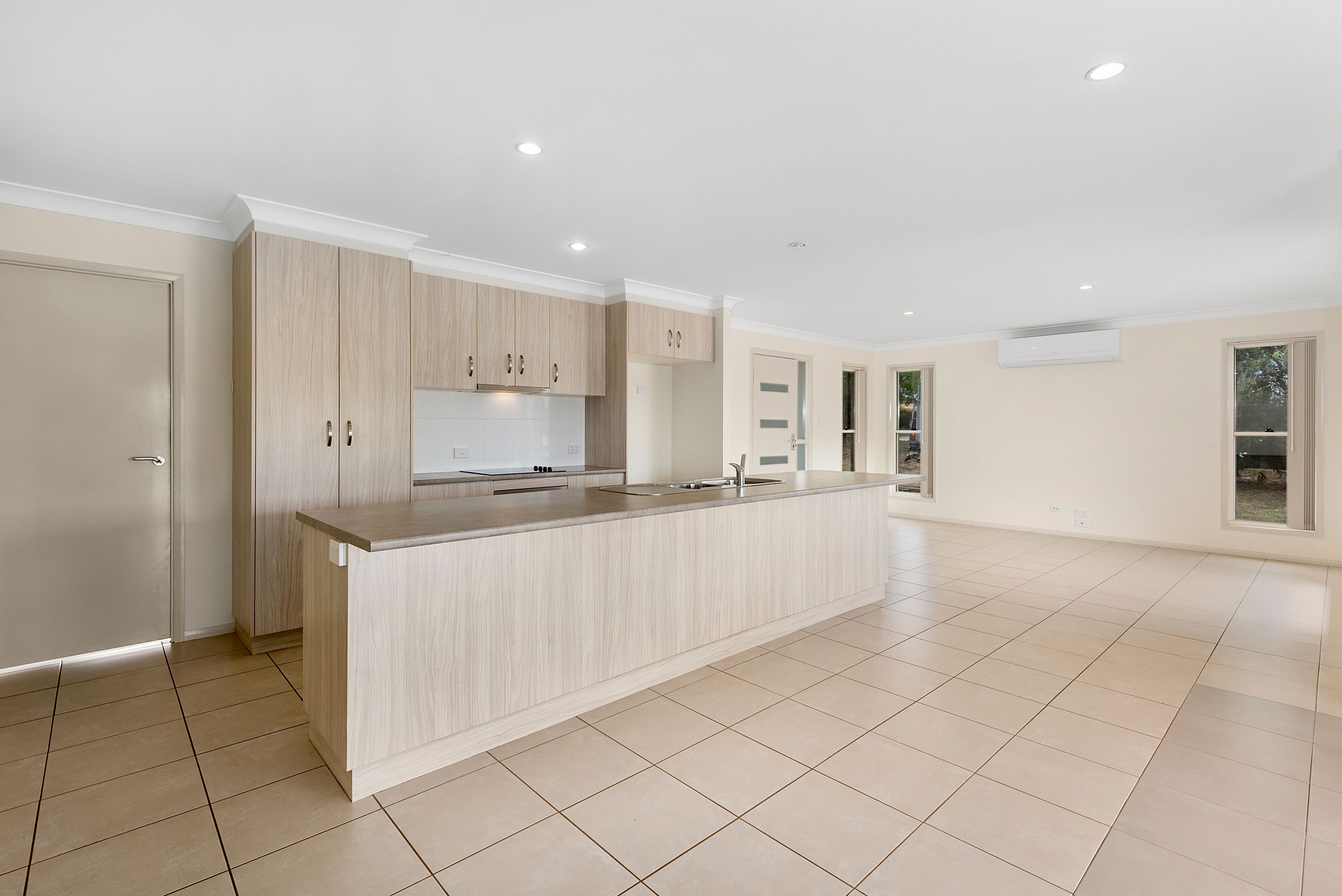 4 Leslie Street, East Greenmount, QLD 4359
