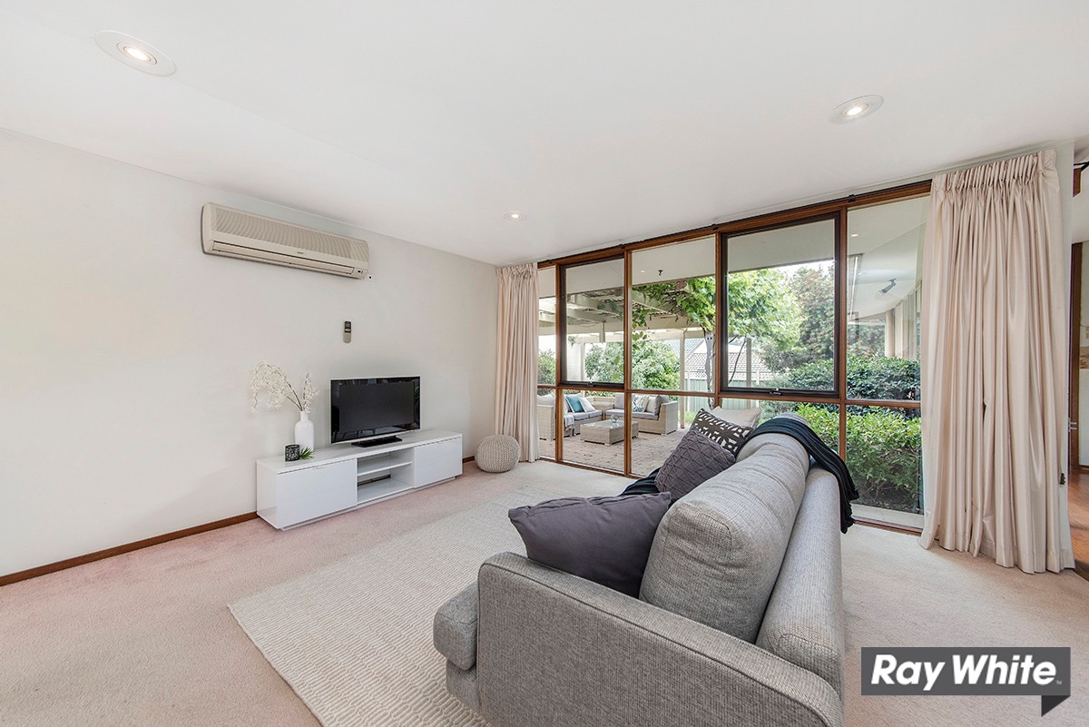 4 Epenarra Close, Hawker, ACT 2614