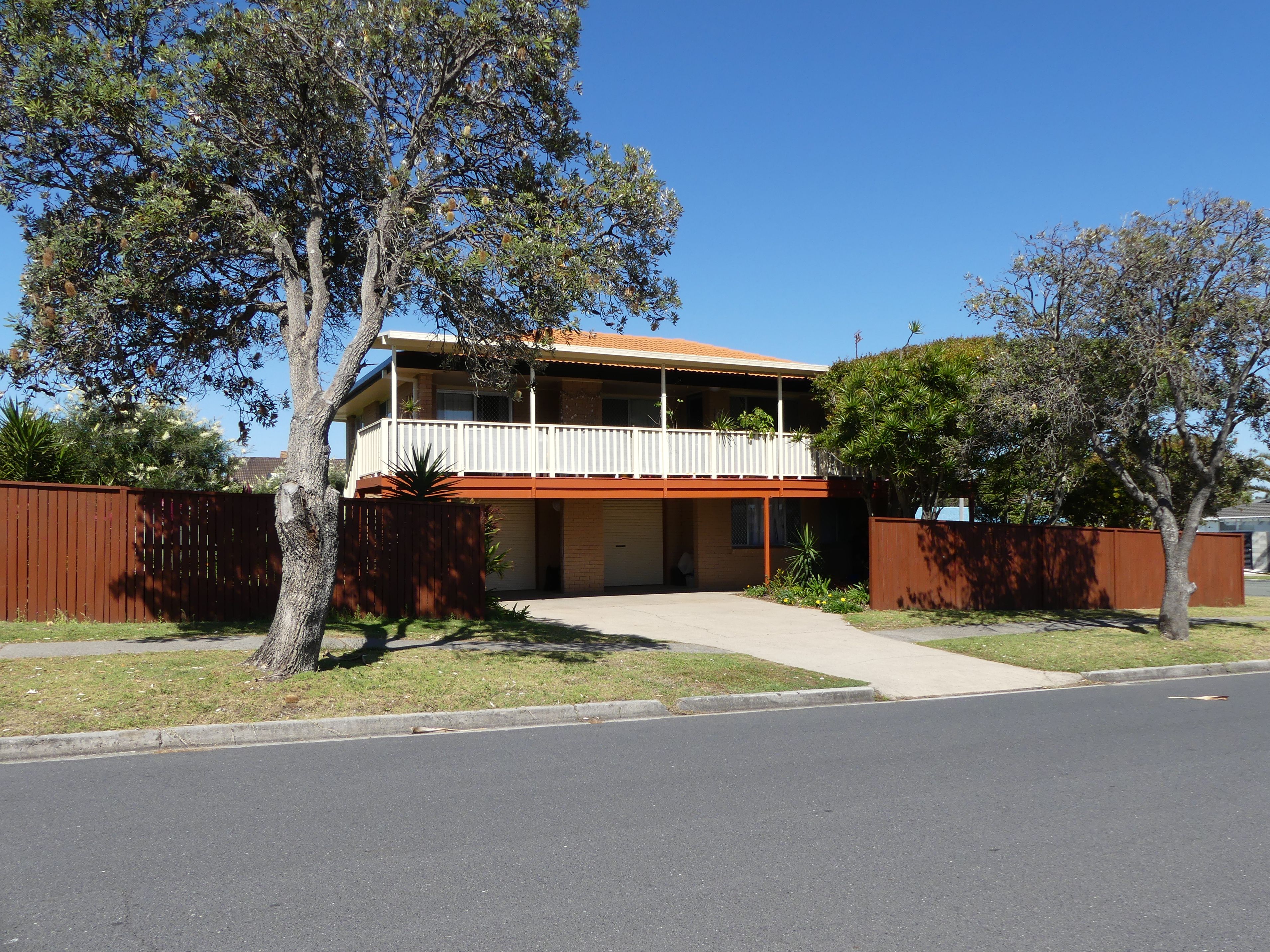 125 Lowanna Drive, Buddina, QLD 4575