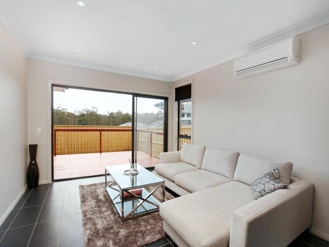 14 Brinsmead Avenue, Middleton Grange, NSW 2171