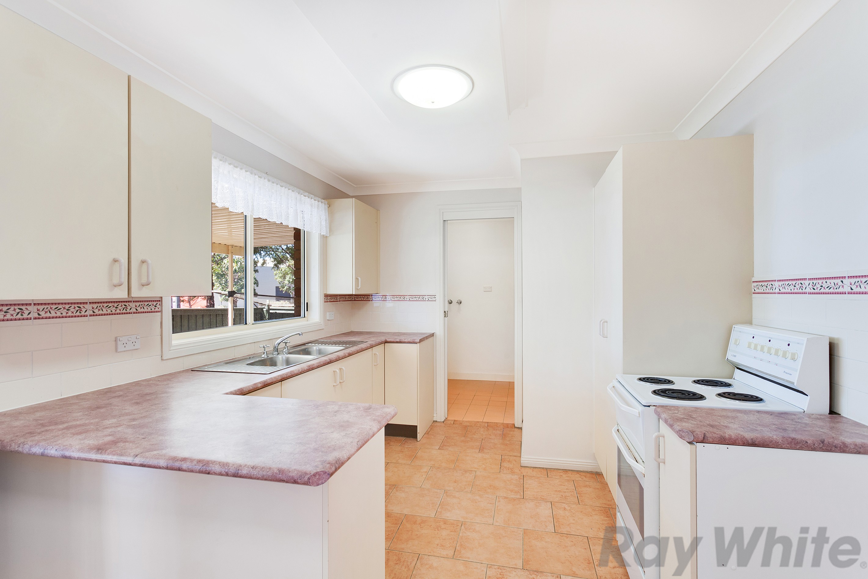 14 Lonsdale Close, Lake Haven, NSW 2263