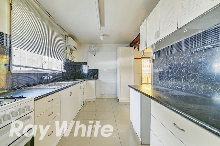 26 Yugumbri Crescent, Logan Central, QLD 4114
