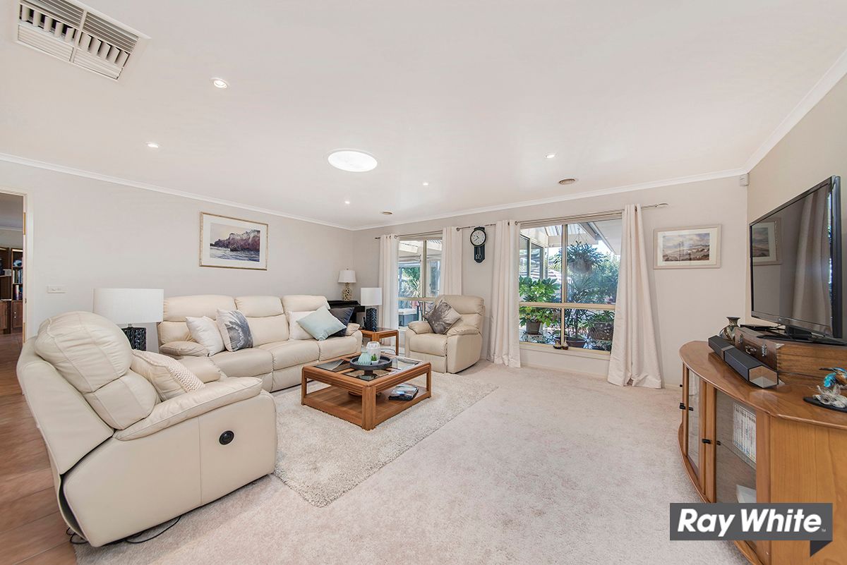 19 Pedrail Place, Dunlop, ACT 2615