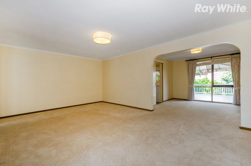 25 Wakley Crescent, Wantirna South, VIC 3152