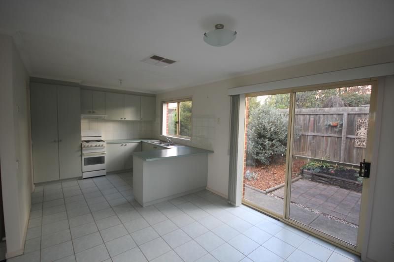 2/128 South Valley Road, Highton, VIC 3216