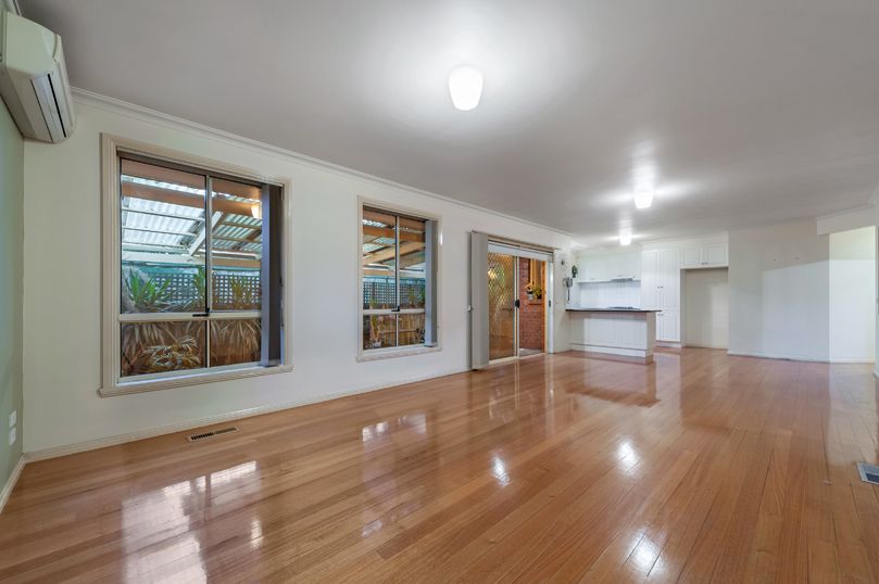 2/5 Pickett Street, Reservoir, VIC 3073