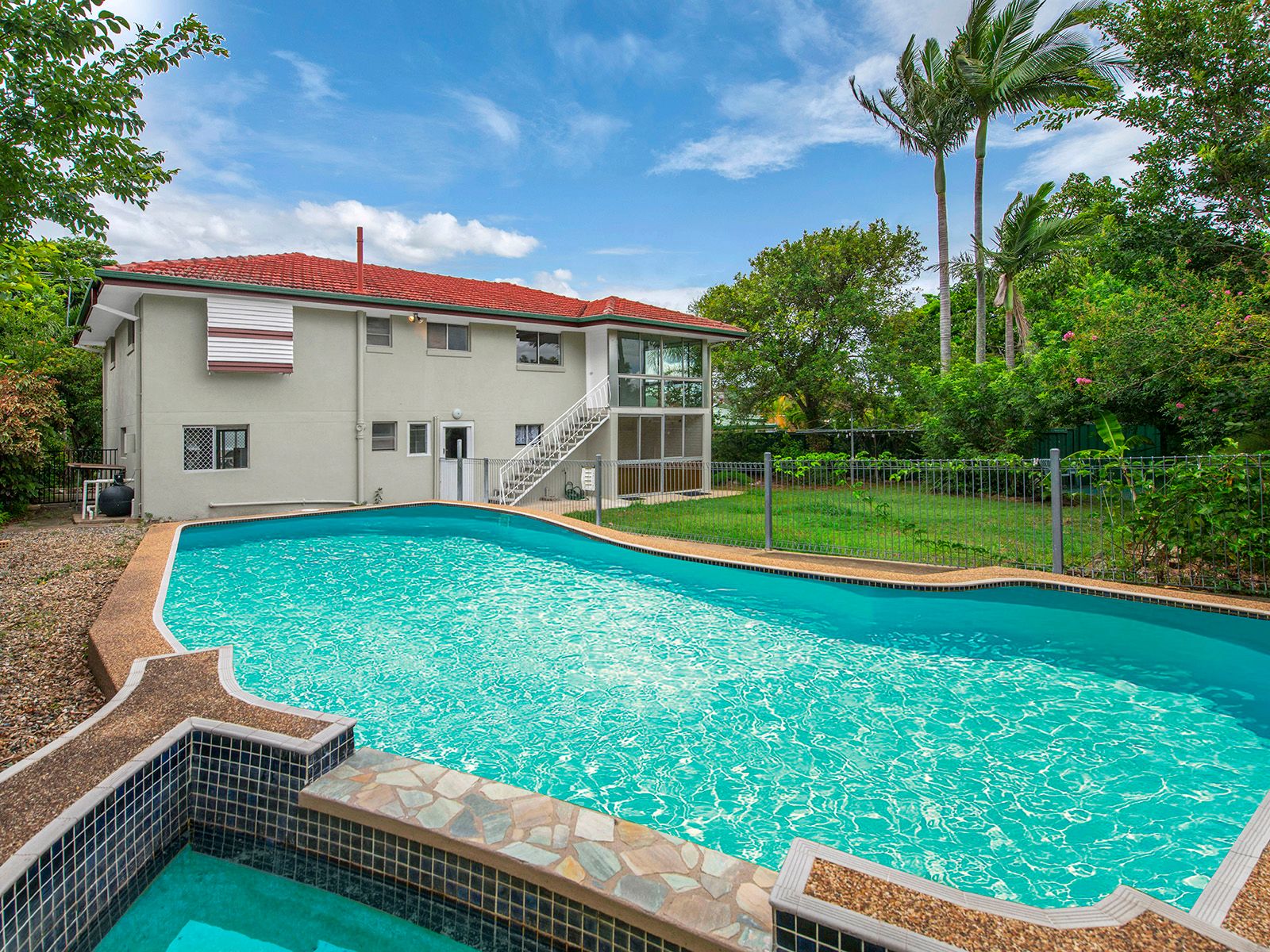 26 Veivers Street, Macgregor, QLD 4109