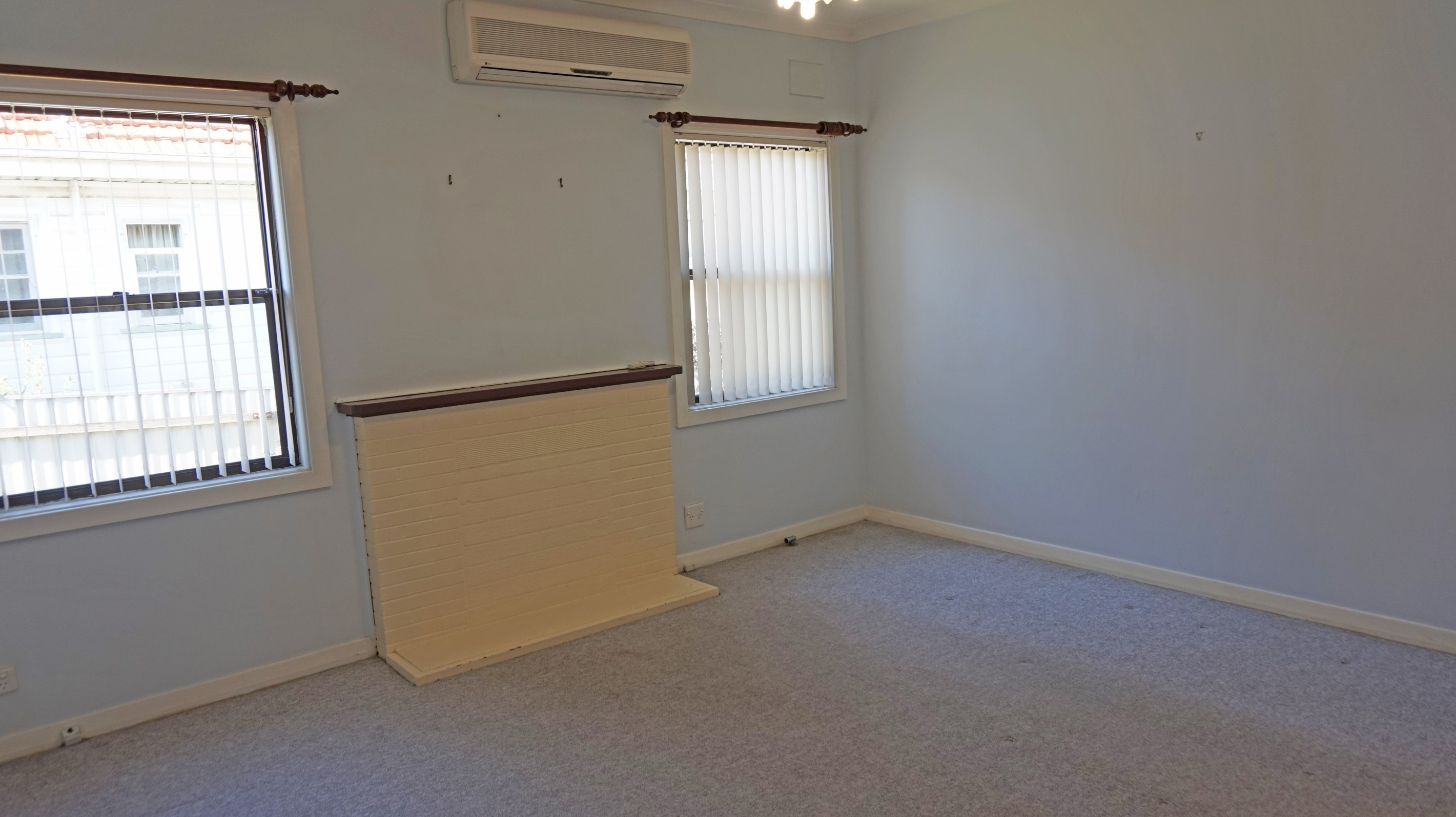 12 Fourth Avenue, Rutherford, NSW 2320