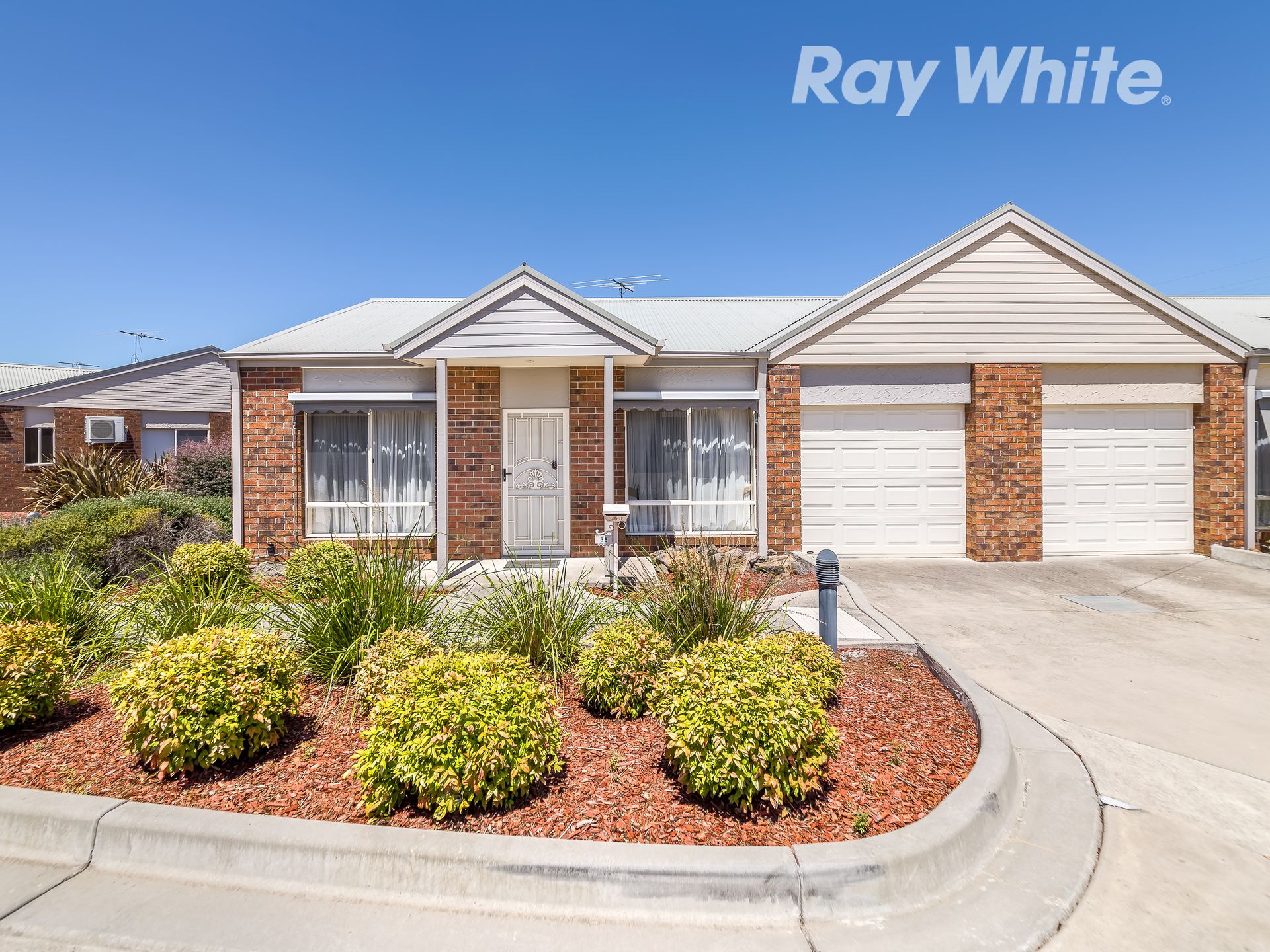 877-879 Plenty Road, South Morang VIC 3752