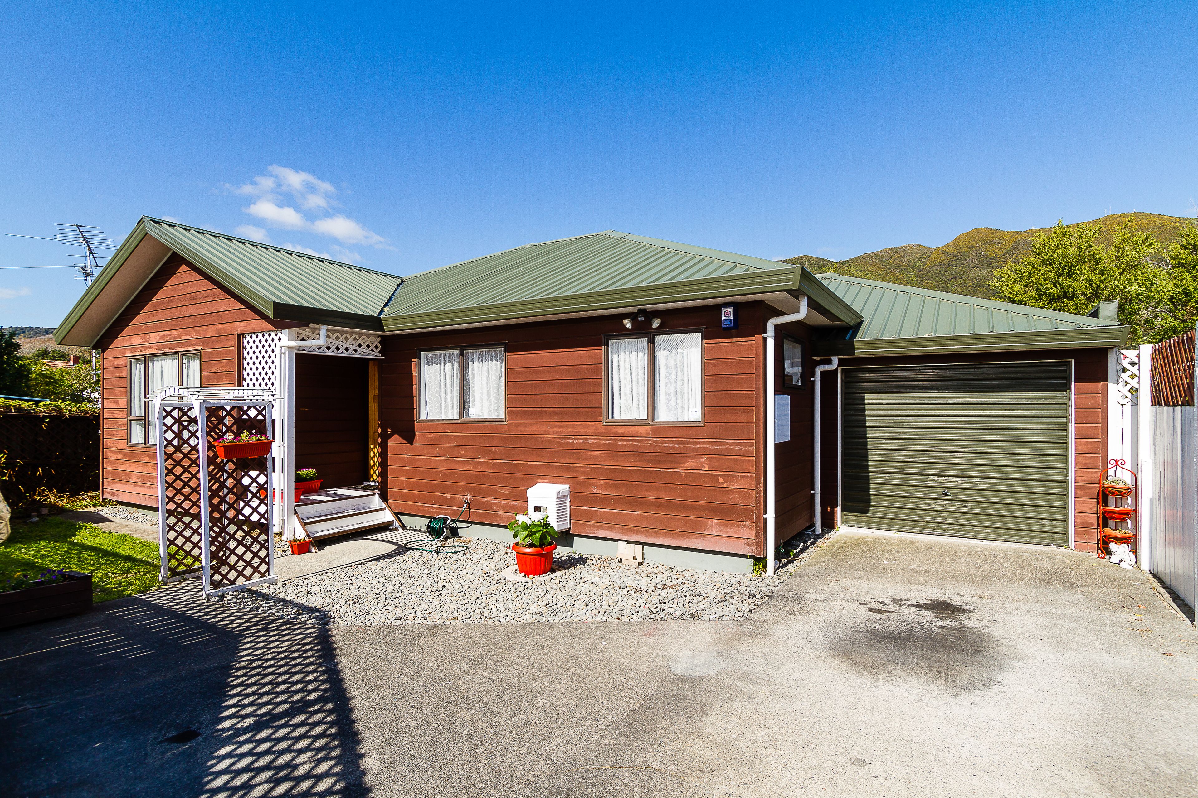 2/9 Godley Street, Waterloo, Lower Hutt City