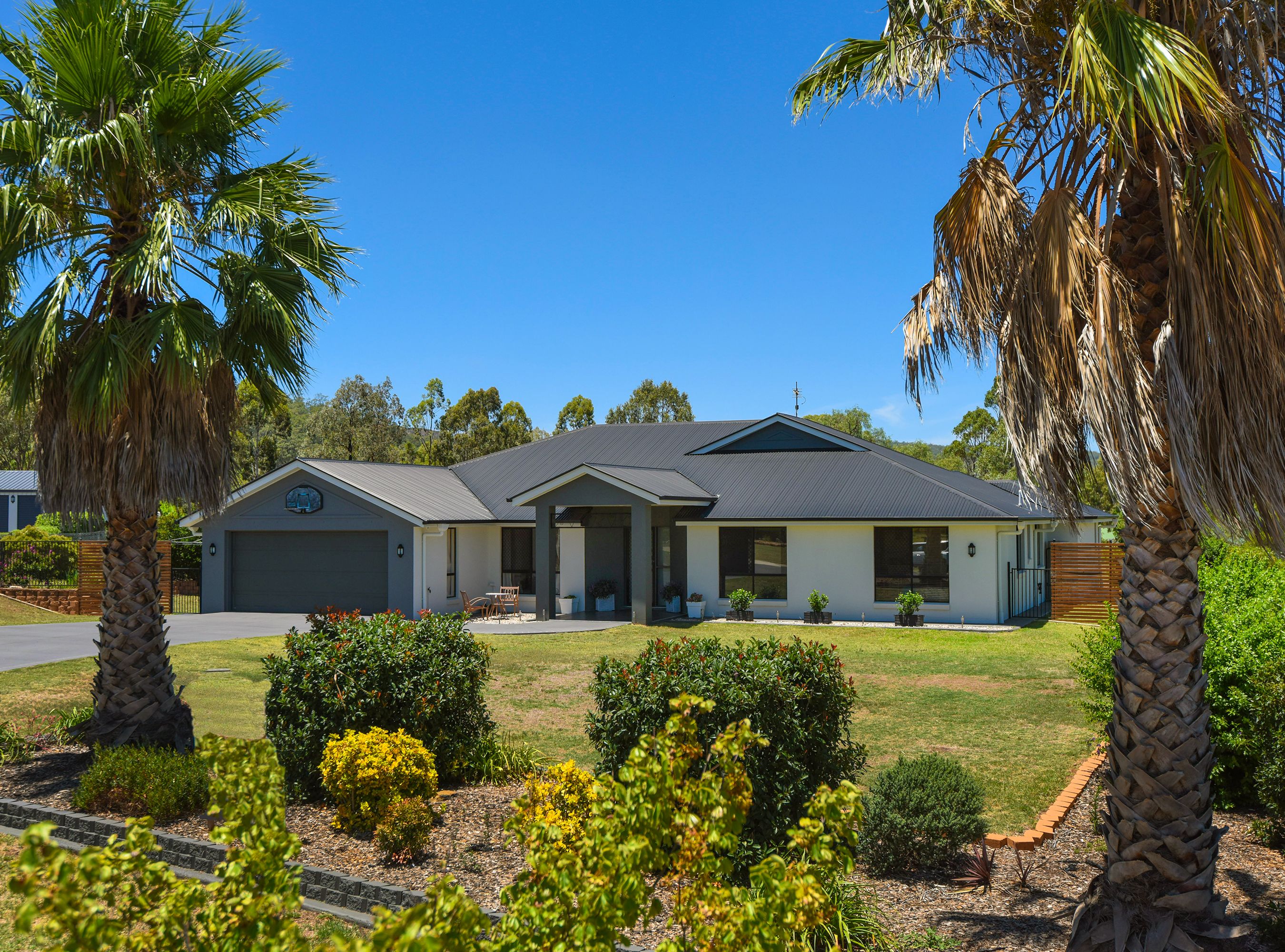 5 Jacqueline Street, Glenvale QLD 4350