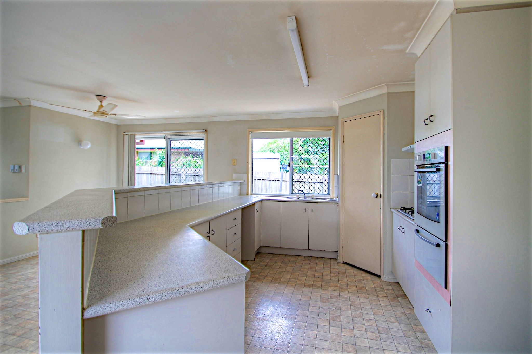 3 Willowtree Drive, Flinders View, QLD 4305