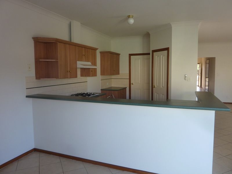 9 Poplar Court, Mawson Lakes, SA 5095
