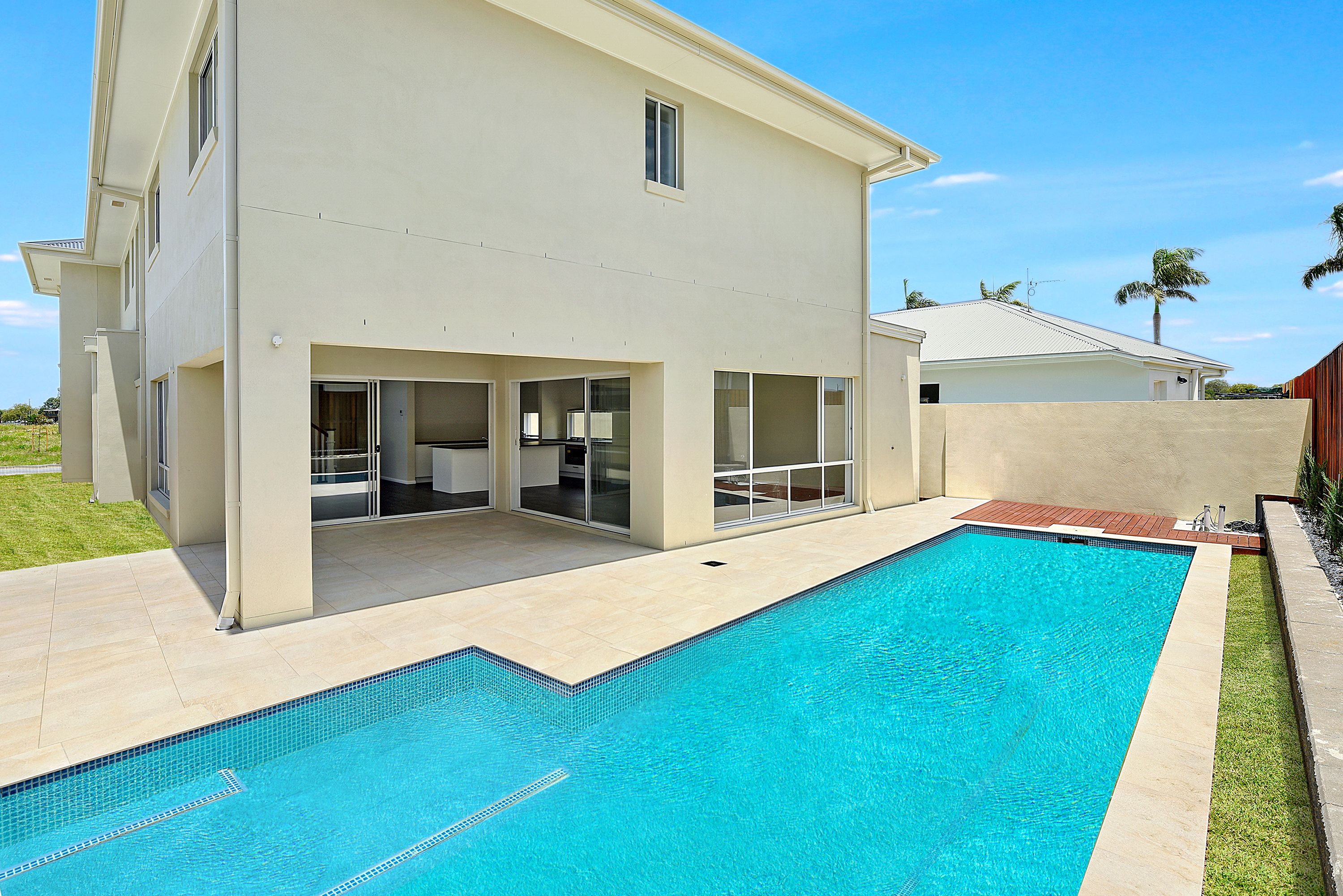 21 View Line Terrace, Hope Island QLD 4212