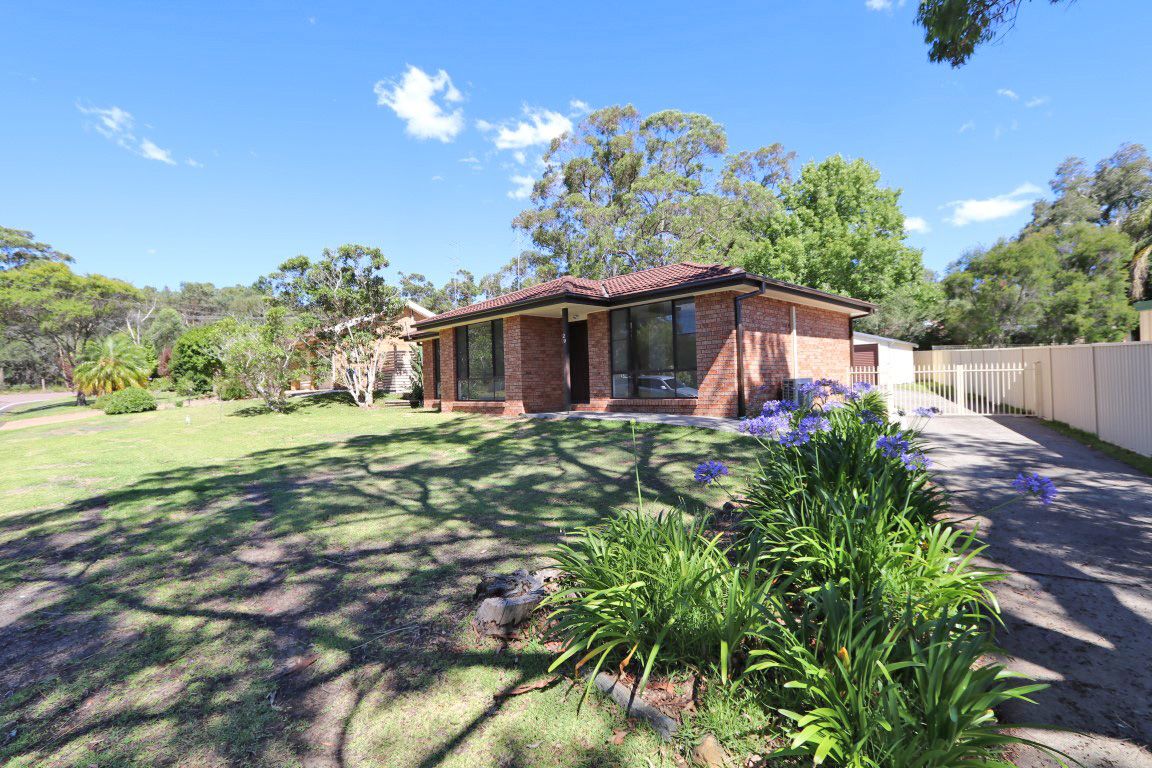 29 Tarwarri Road, Summerland Point, NSW 2259