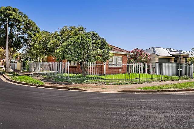 10 Machin Street, Woodville South, SA 5011
