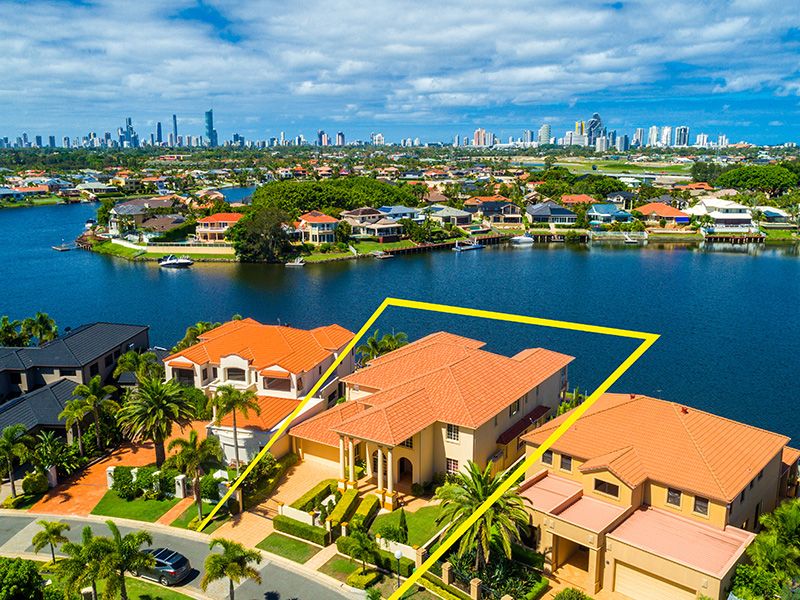12 Clear Water Bay Avenue, Clear Island Waters QLD 4226