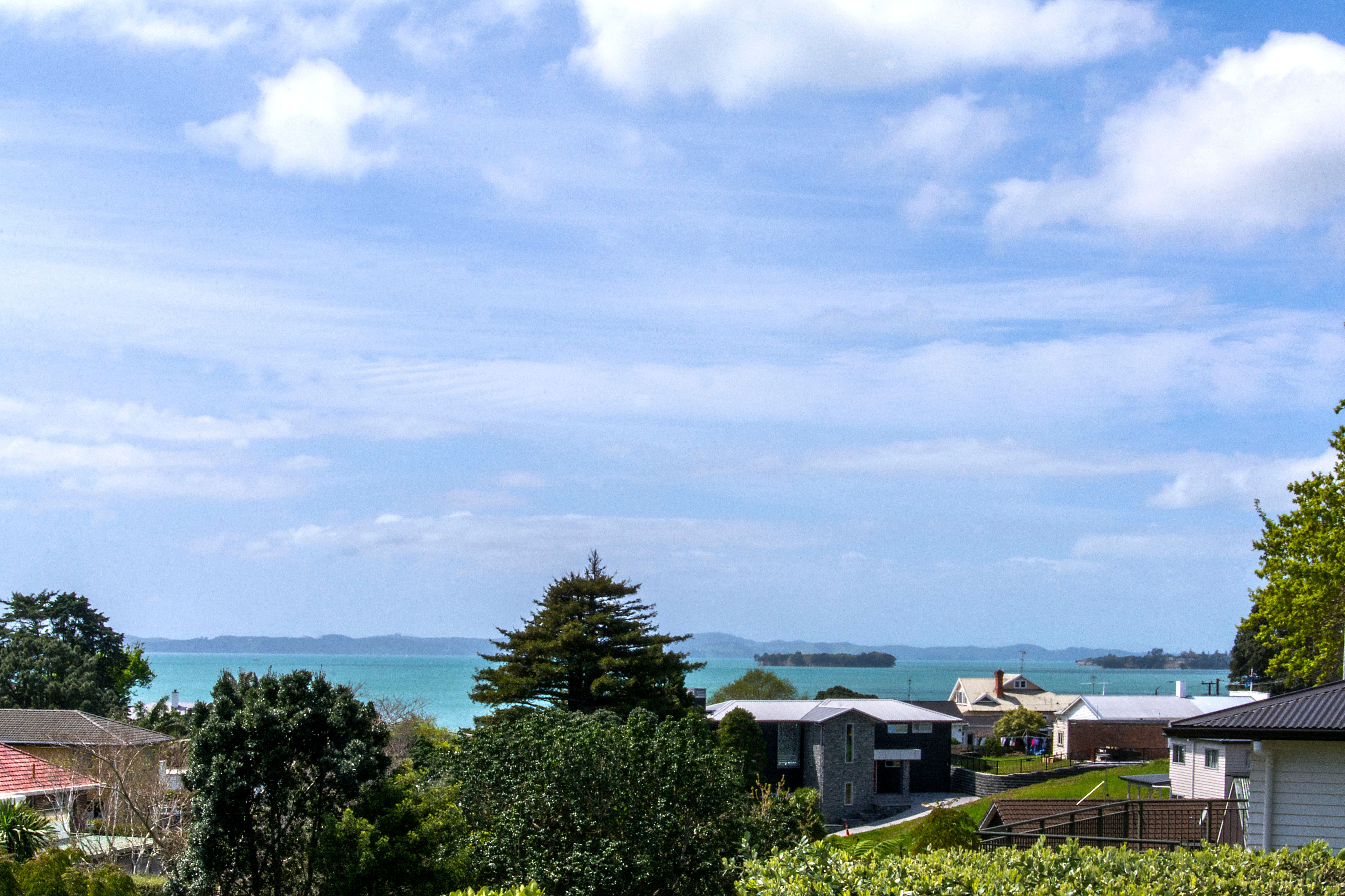 64 Selwyn Road, Howick, Manukau City