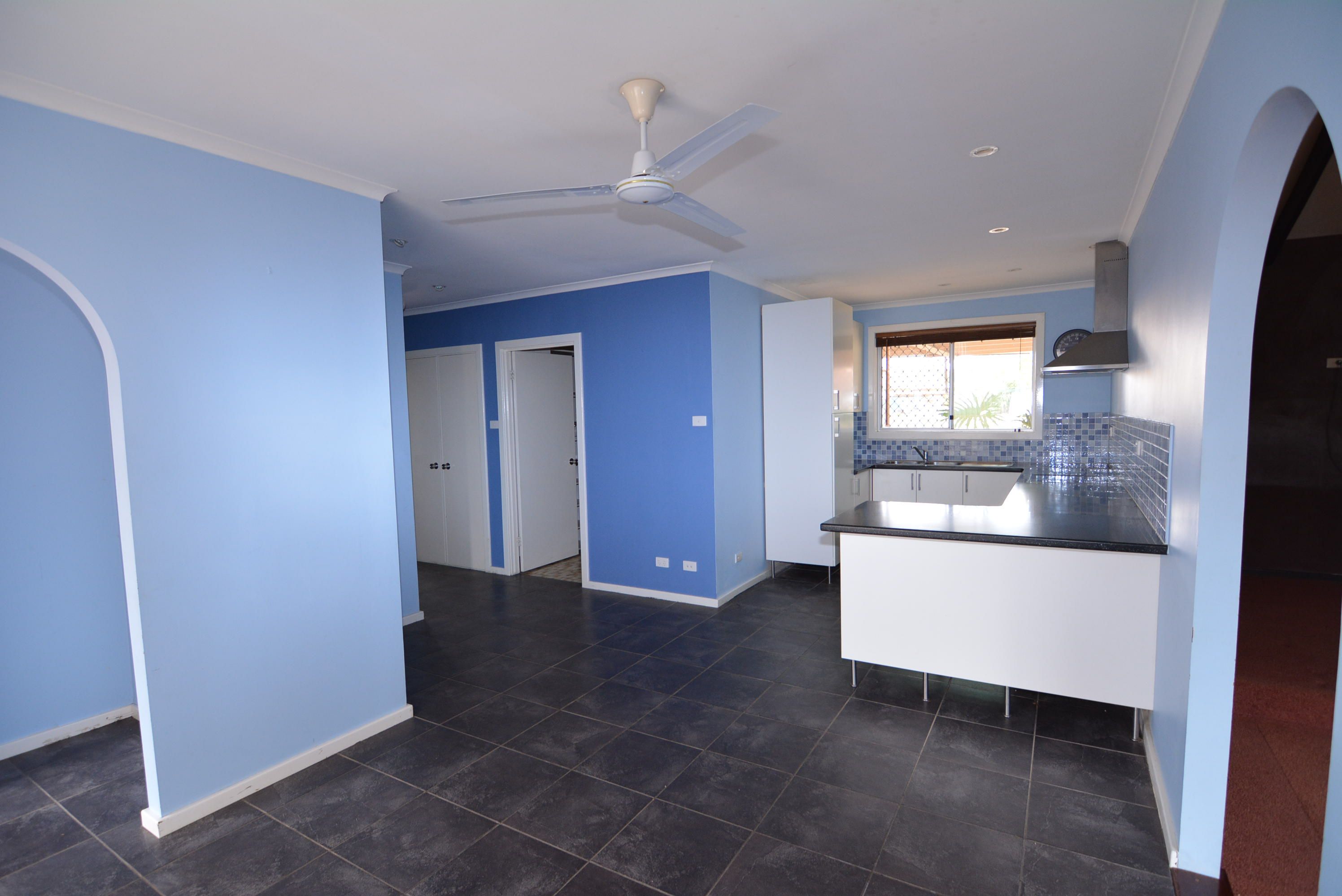 24 Castrini Crescent, Carnarvon, WA 6701
