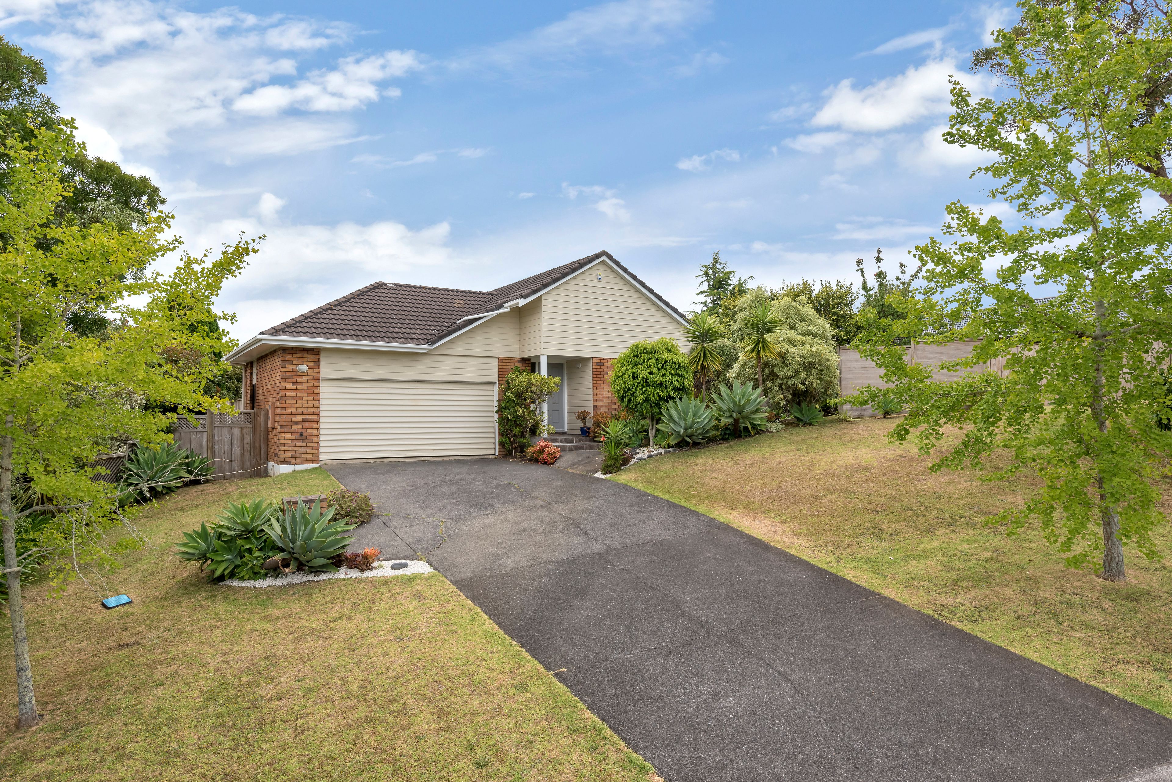 33 Nicholas Road, Somerville, Manukau City