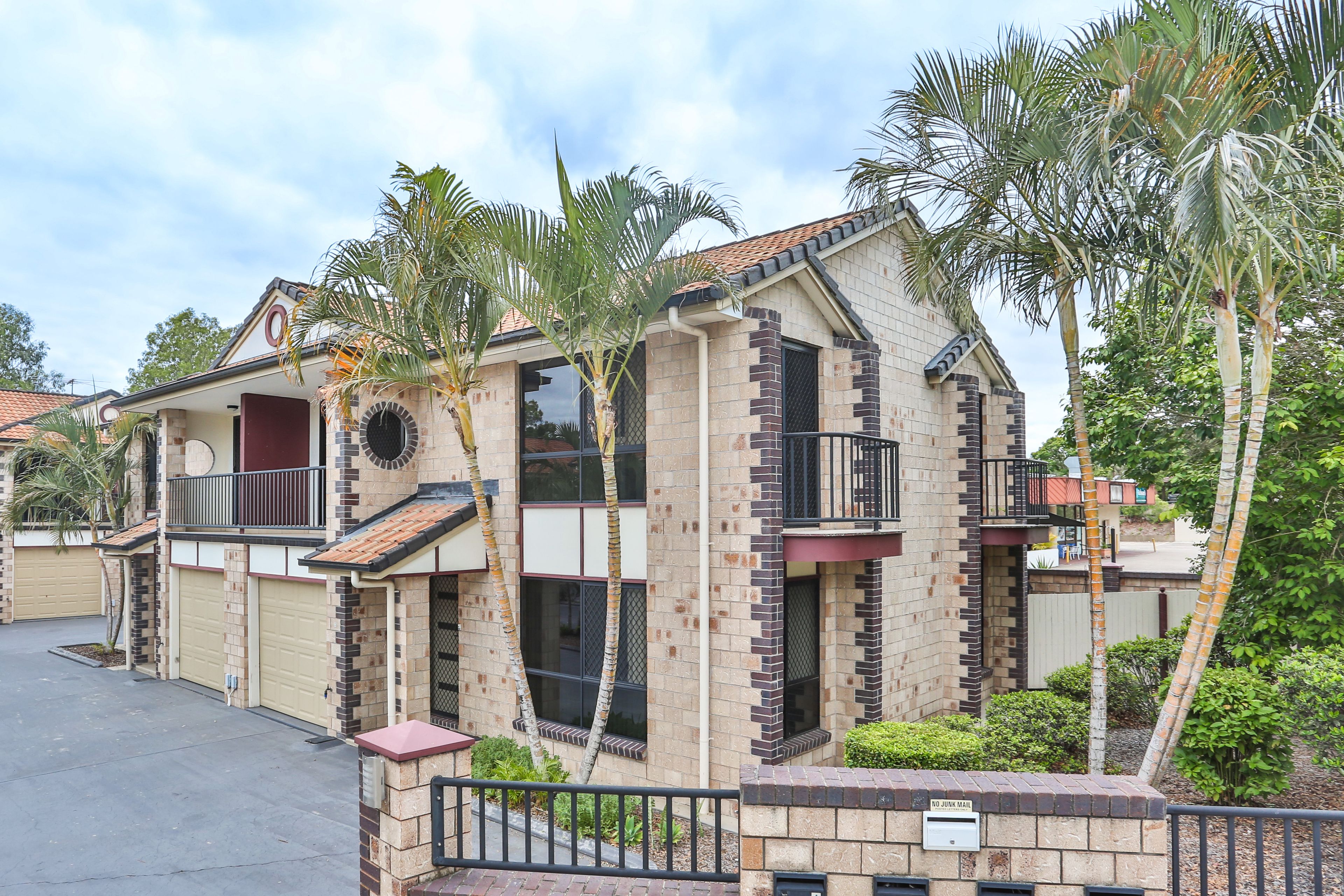 11 Juba Street, Riverhills QLD 4074