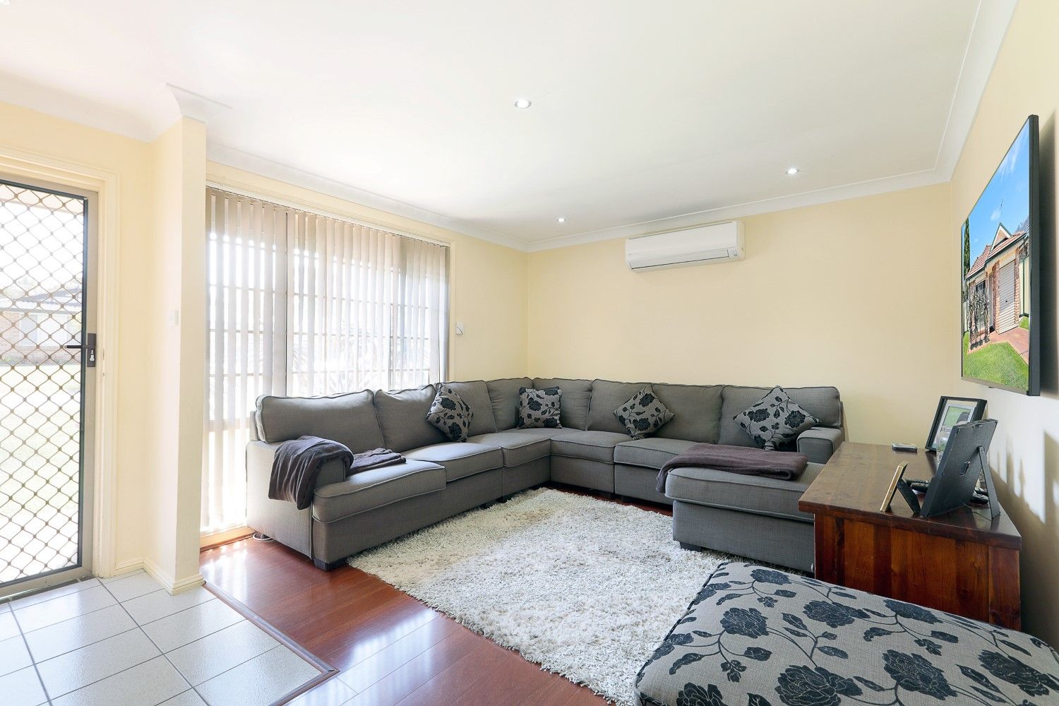 10 Gershwin Crescent, Claremont Meadows, NSW 2747