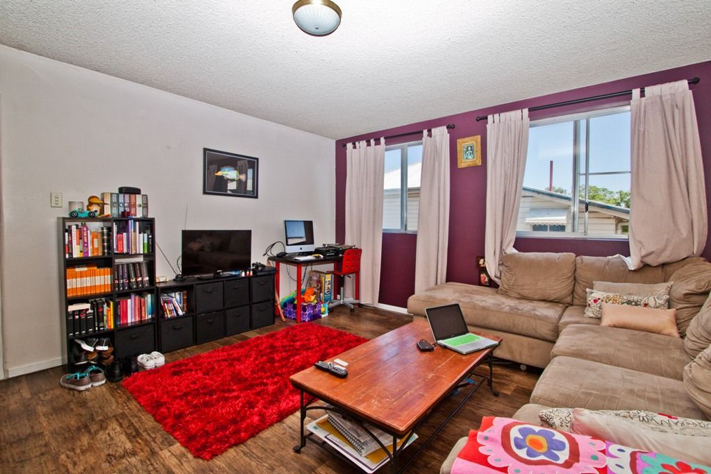 2/10 Cross Street, Fairfield, QLD 4103