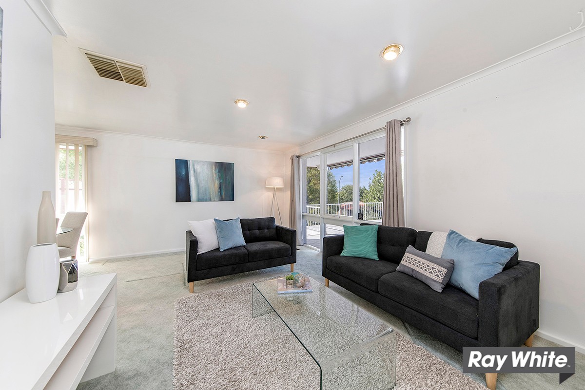 42 Osburn Drive, Macgregor, ACT 2615