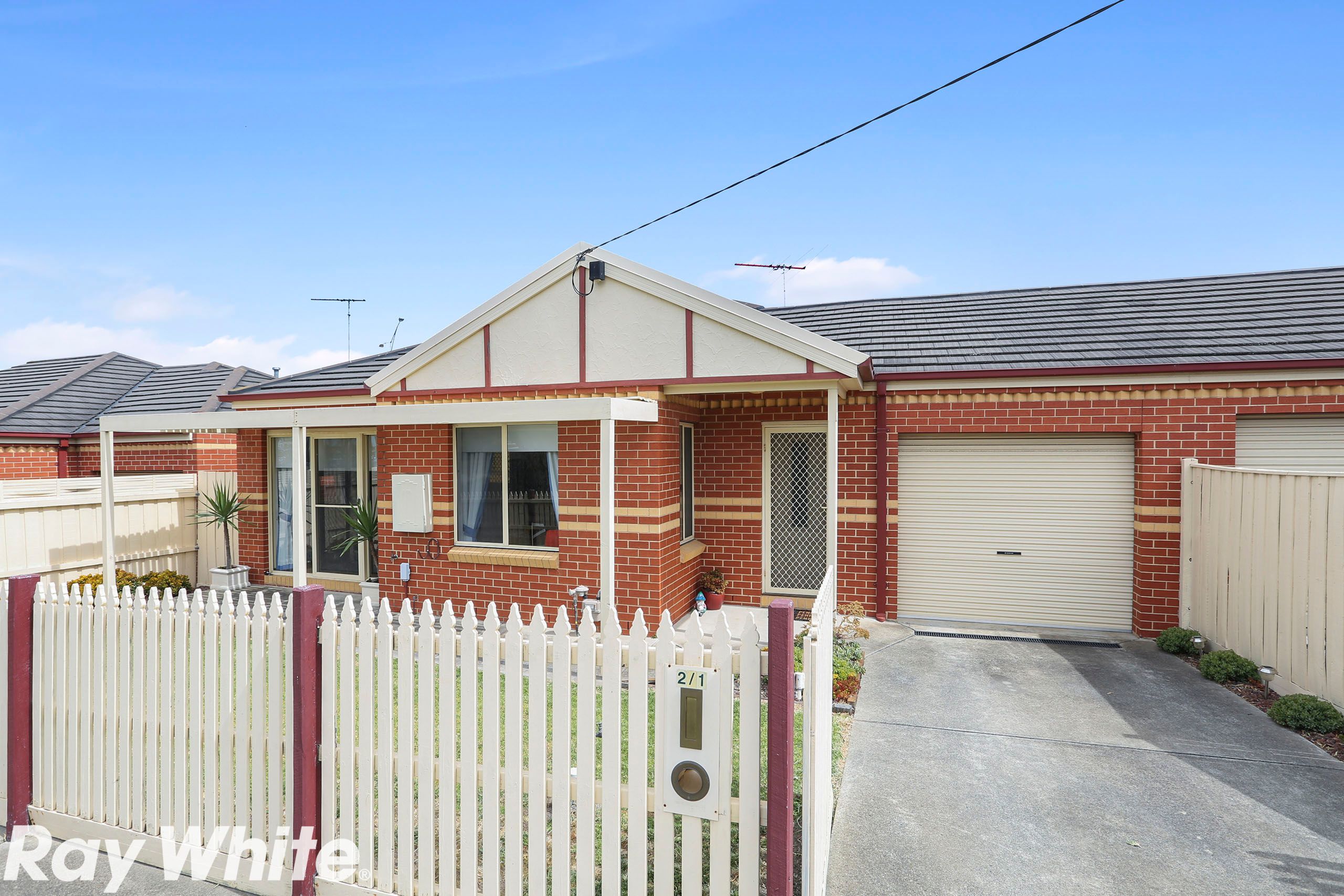 2/1 Davis Street, Belmont, VIC 3216