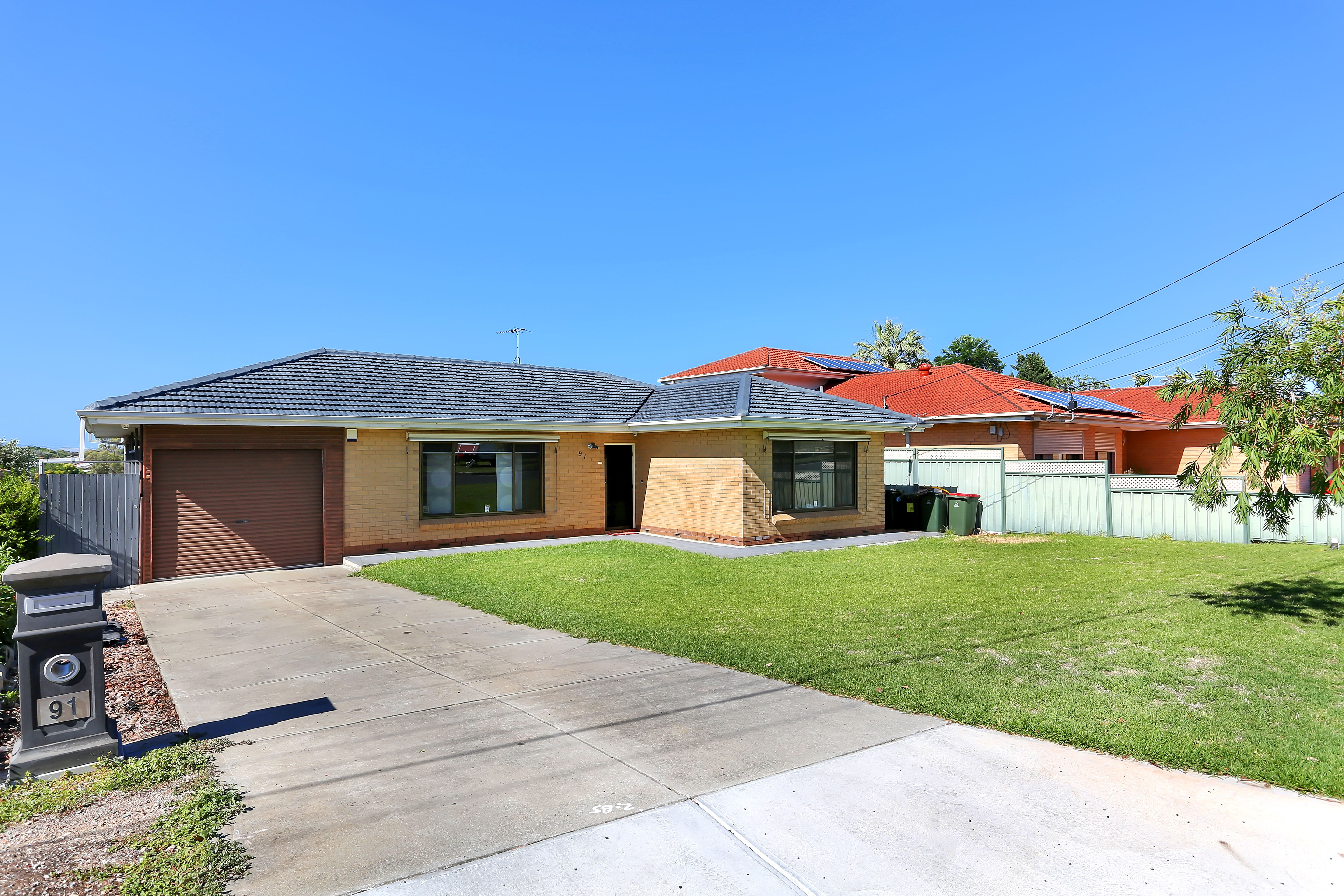 91 Eyre Crescent, Valley View SA 5093