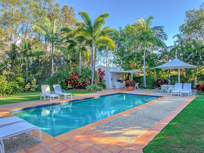 33 Paros, 100 Cotlew Street East, Southport, QLD 4215