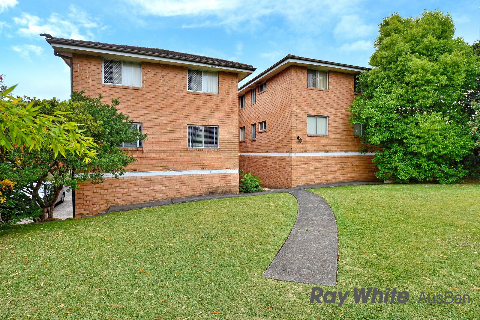 2 Melrose Avenue, Wiley Park NSW 2195