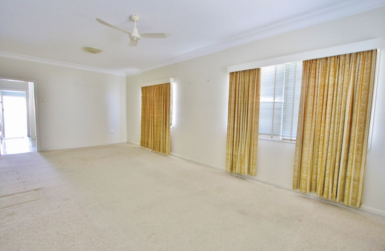 277 Nursery Road, Holland Park, QLD 4121
