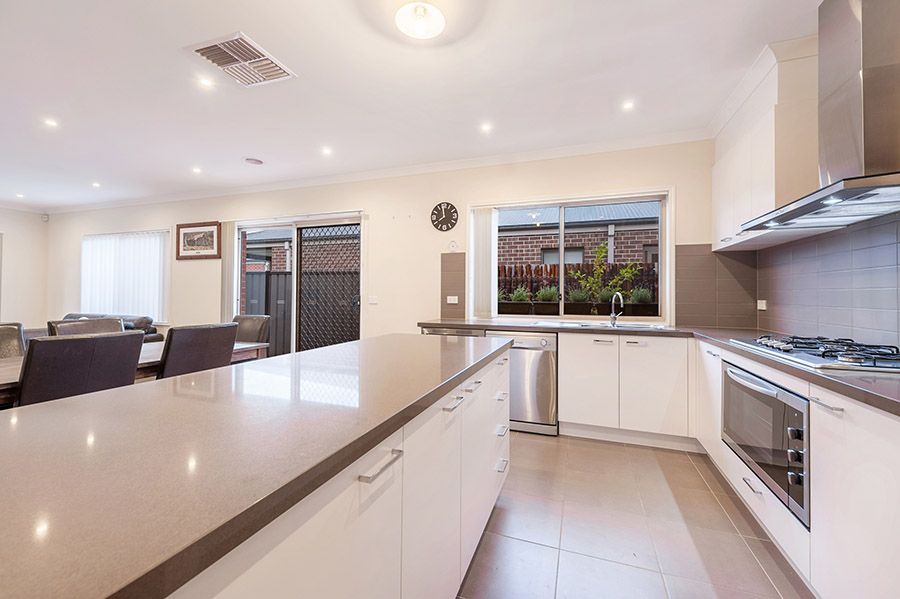 47 Millicent Drive, Craigieburn, VIC 3064