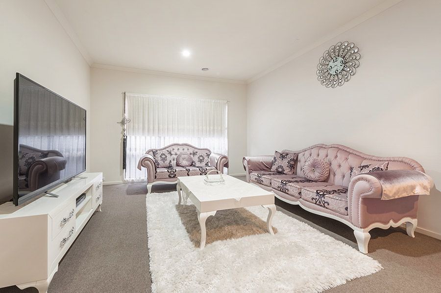 13 Pearl Drive, Craigieburn, VIC 3064