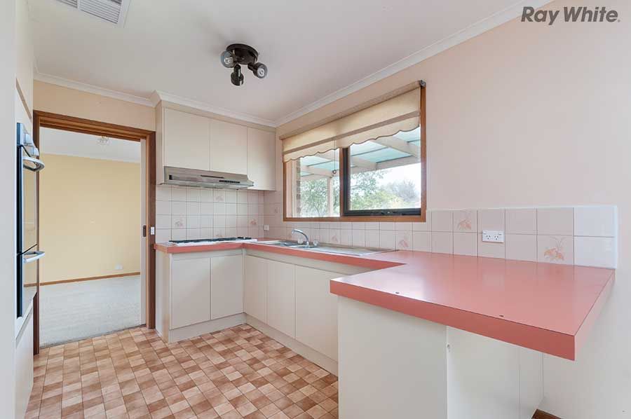 3 Farmer Court, Melton West, VIC 3337