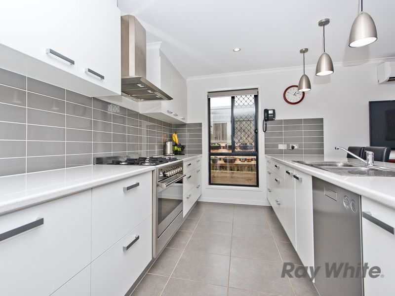 9 Braxlaw Crescent, Dakabin, QLD 4503