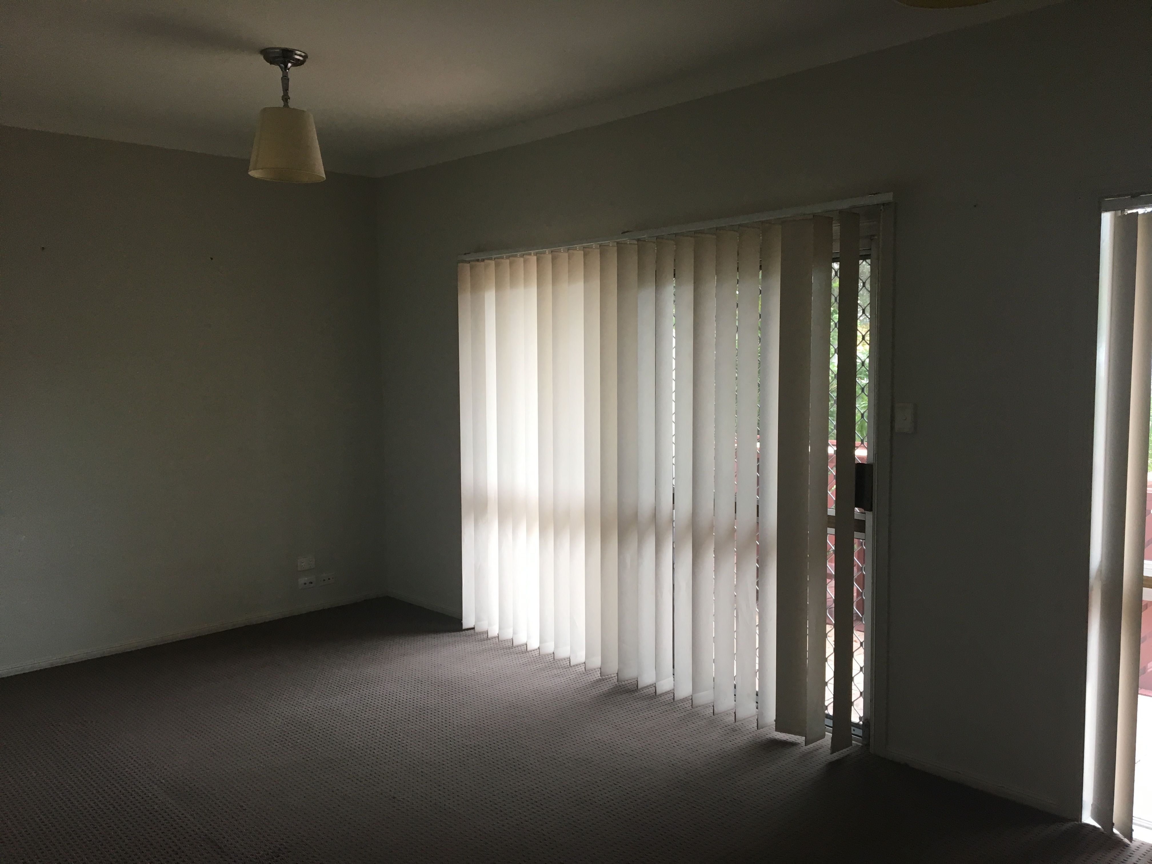2/167 Marine Parade, Labrador, QLD 4215