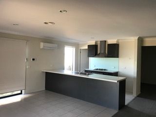 24 Cable Circuit, Craigieburn, VIC 3064