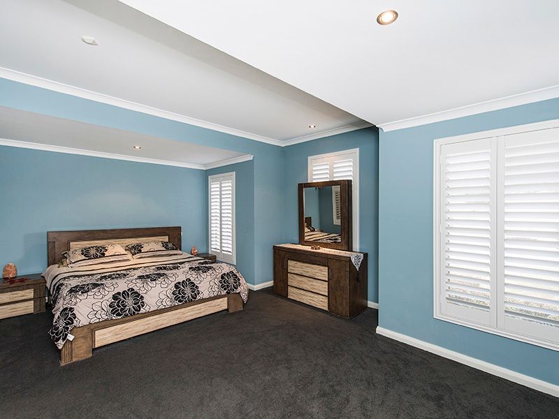 24 Galway Gardens, Warnbro, WA 6169