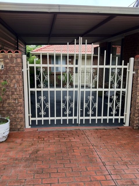 7A Burramy Close, Bossley Park, NSW 2176