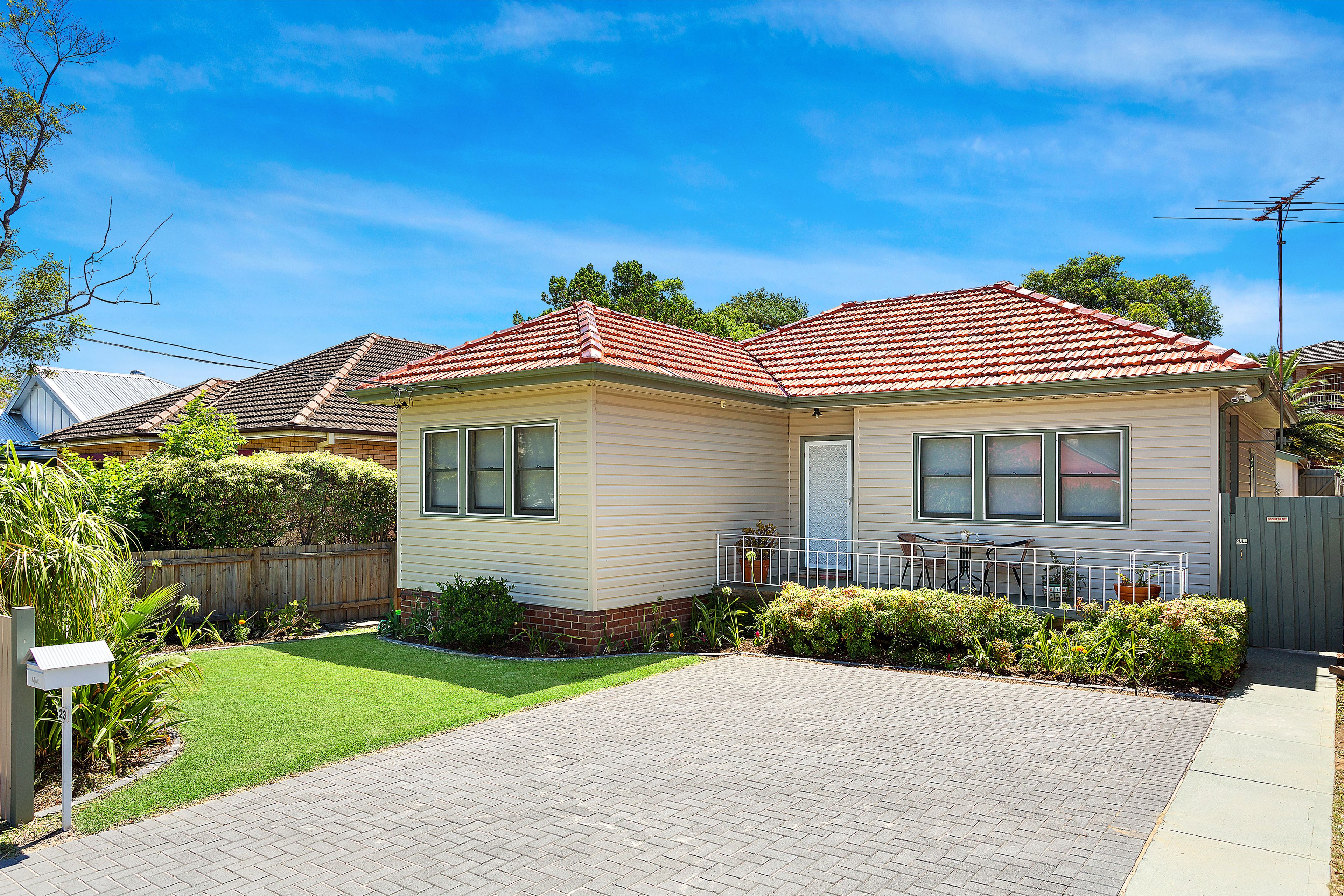 23 Griffiths Avenue