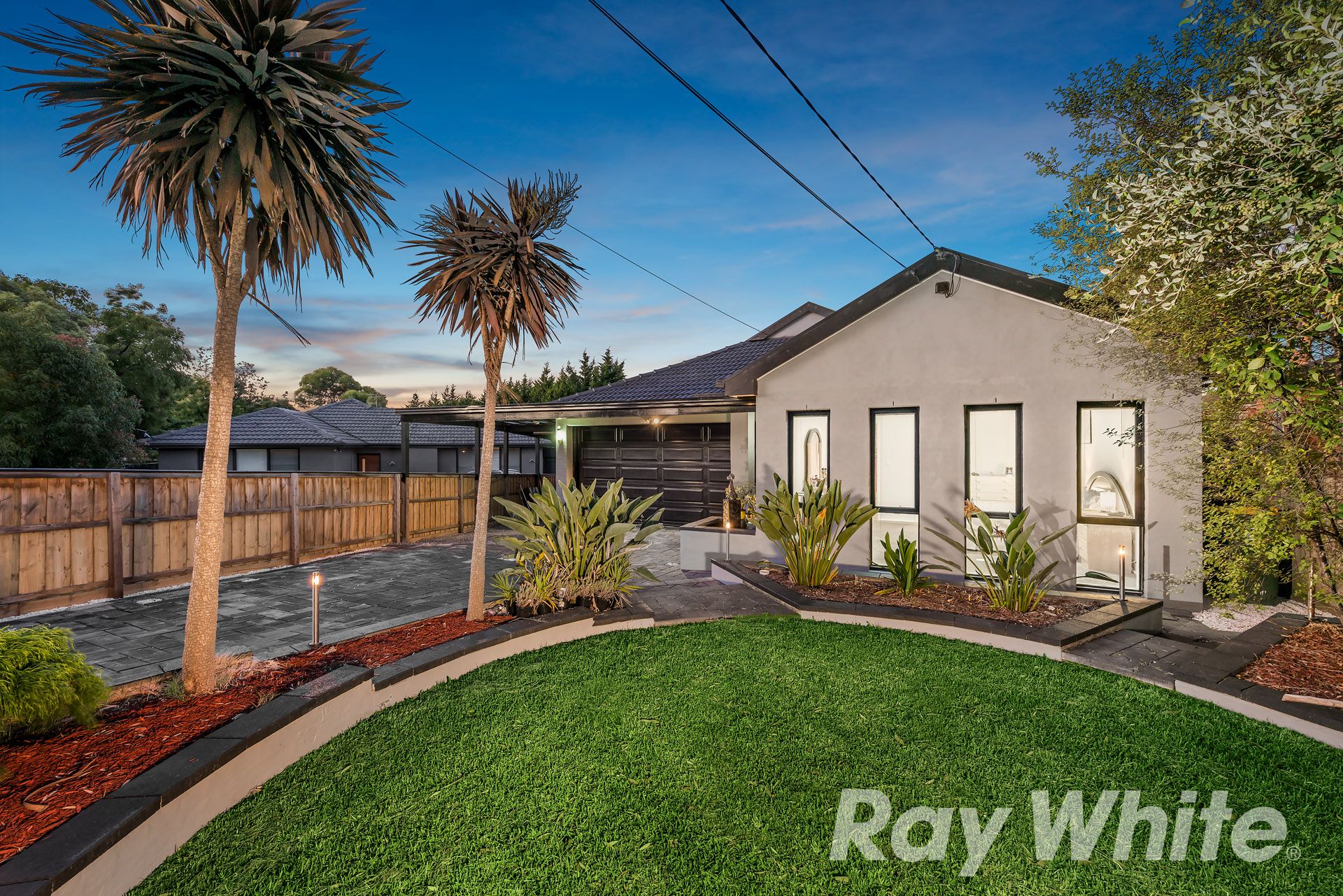 25 Romoly Drive, Forest Hill VIC 3131