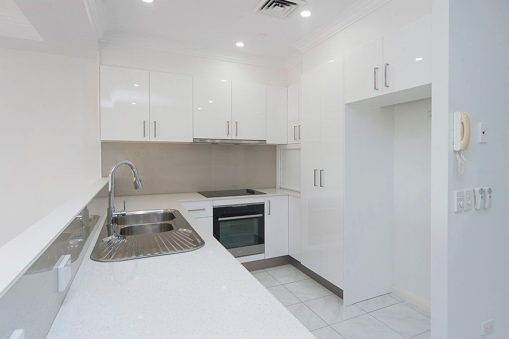 18/14 Pendraat Parade, Hope Island, QLD 4212