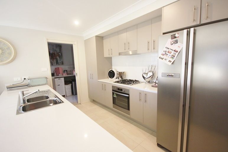 5 Lyons Street, Elderslie, NSW 2570