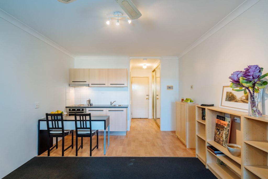 127/7 Harman Road, Sorrento, WA 6020